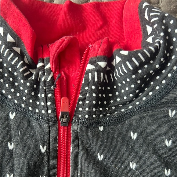 Krimson Klover Red and White Top - Picture 7 of 8